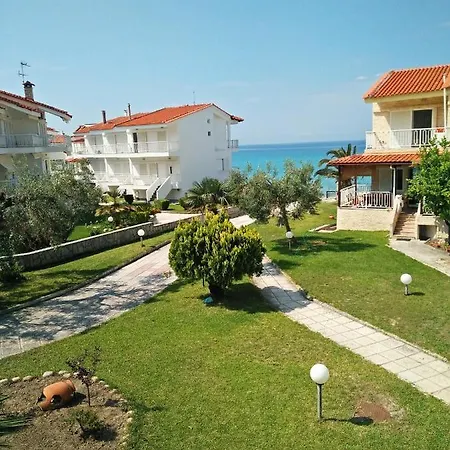 بيت للعطل Cosy Fourka Beachfront Skála Foúrkas