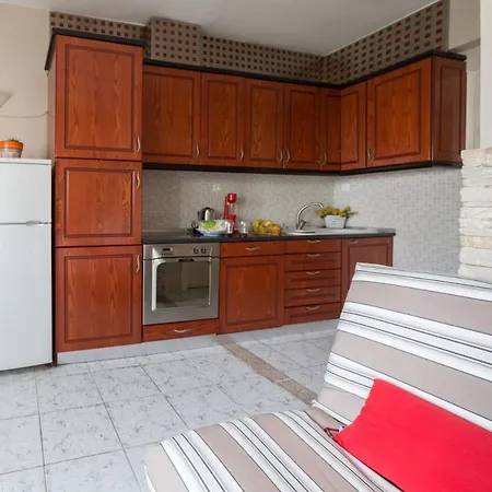 Cosy Fourka Beachfront بيت للعطل *